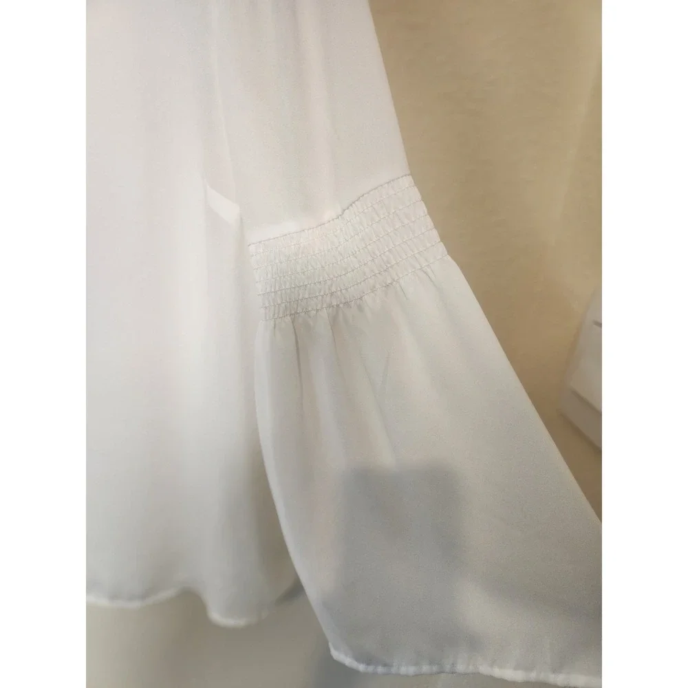 Michael Kors White Chiffon Top Peasant Elastic Smocked Sleeves Keyhole Front Med